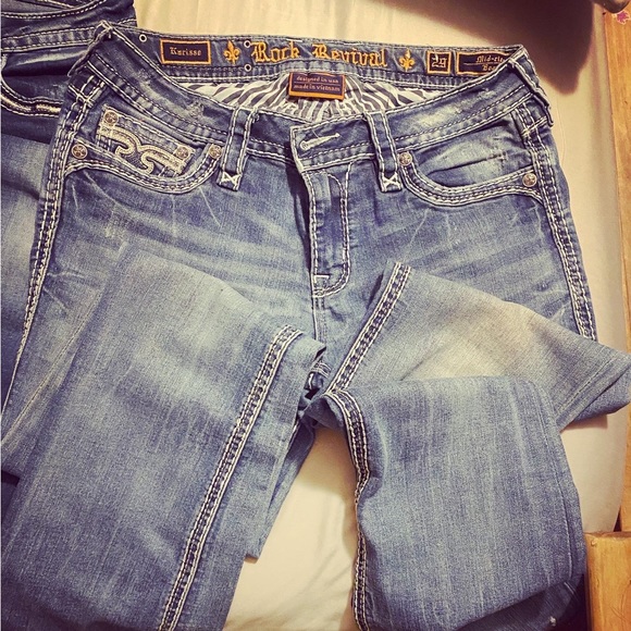 Womens rock revival - Picture 2 of 2